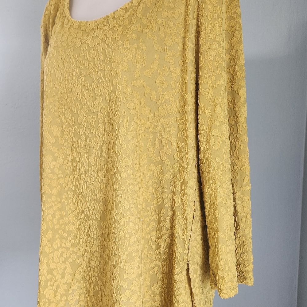 Simply Vera Wang Green Lace Long Sleeve Top
